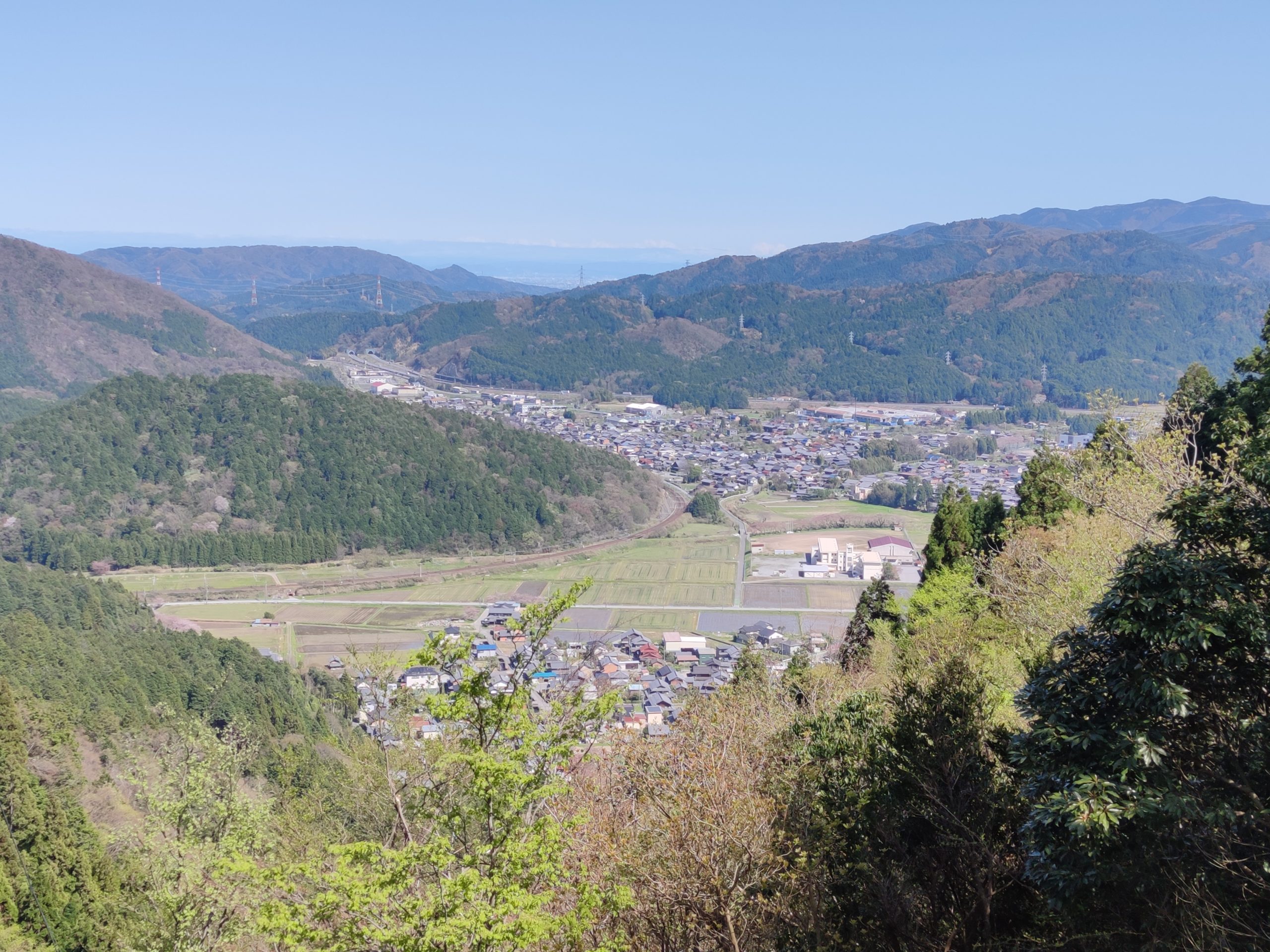 柏原宿から西の薬師、北畠具行卿墓、徳源院、清滝山登山、成菩提院（ハイキング・コース）