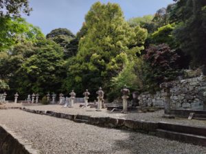 清凉寺の井伊家墓所