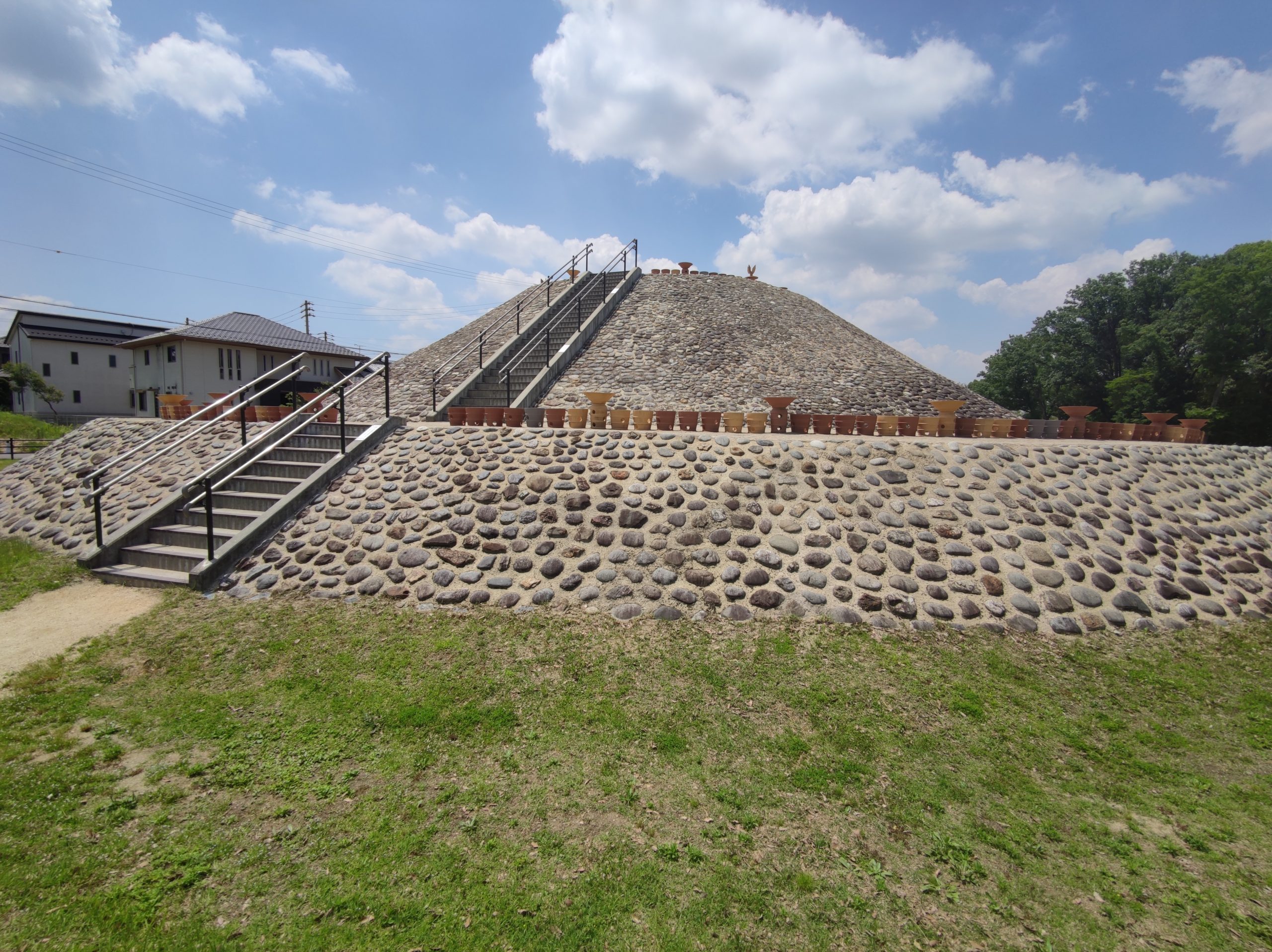 志段味古墳群と東谷山フルーツパーク（ハイキング・コース）