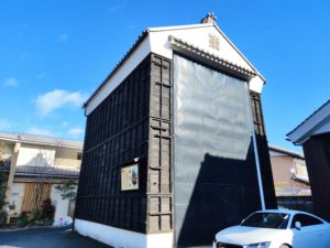 東町鳳凰山格納庫