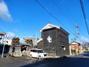 中町紫雲閣格納庫