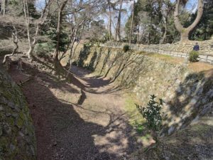 岡崎城清海堀と持仏堂曲輪