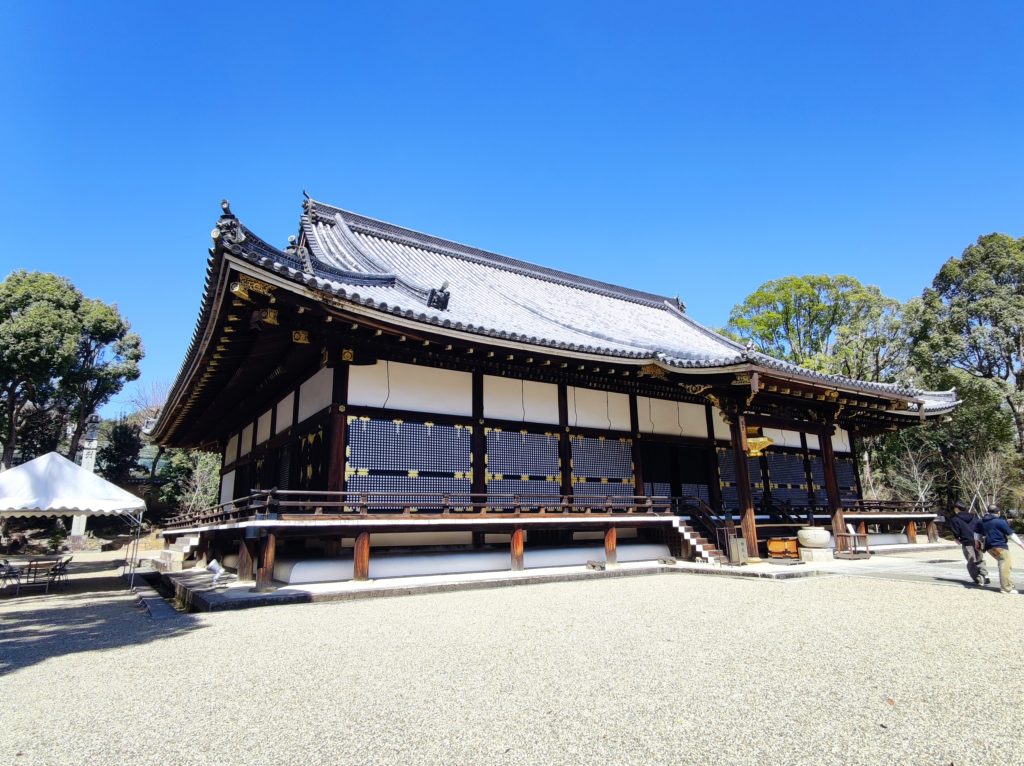 Kondo (main hall)