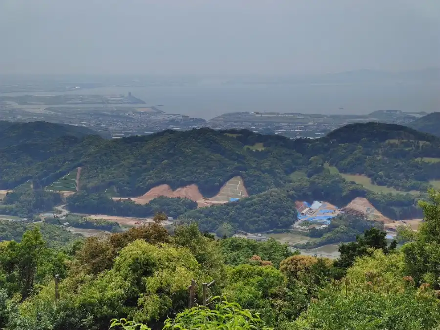宮路山 紅葉の名所宮路越え（ハイキング・コース）